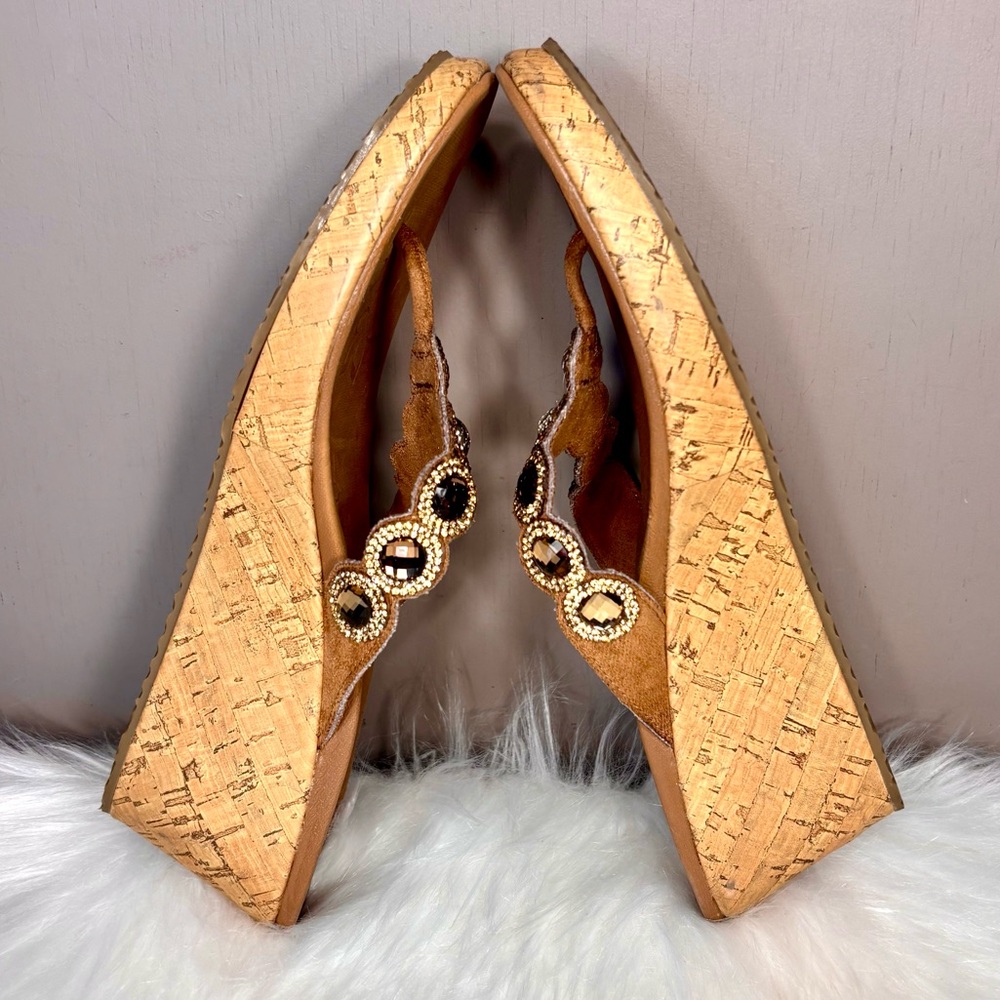 SKECHERS Cork Style Wedge Thong Sandal - Picture 8 of 15